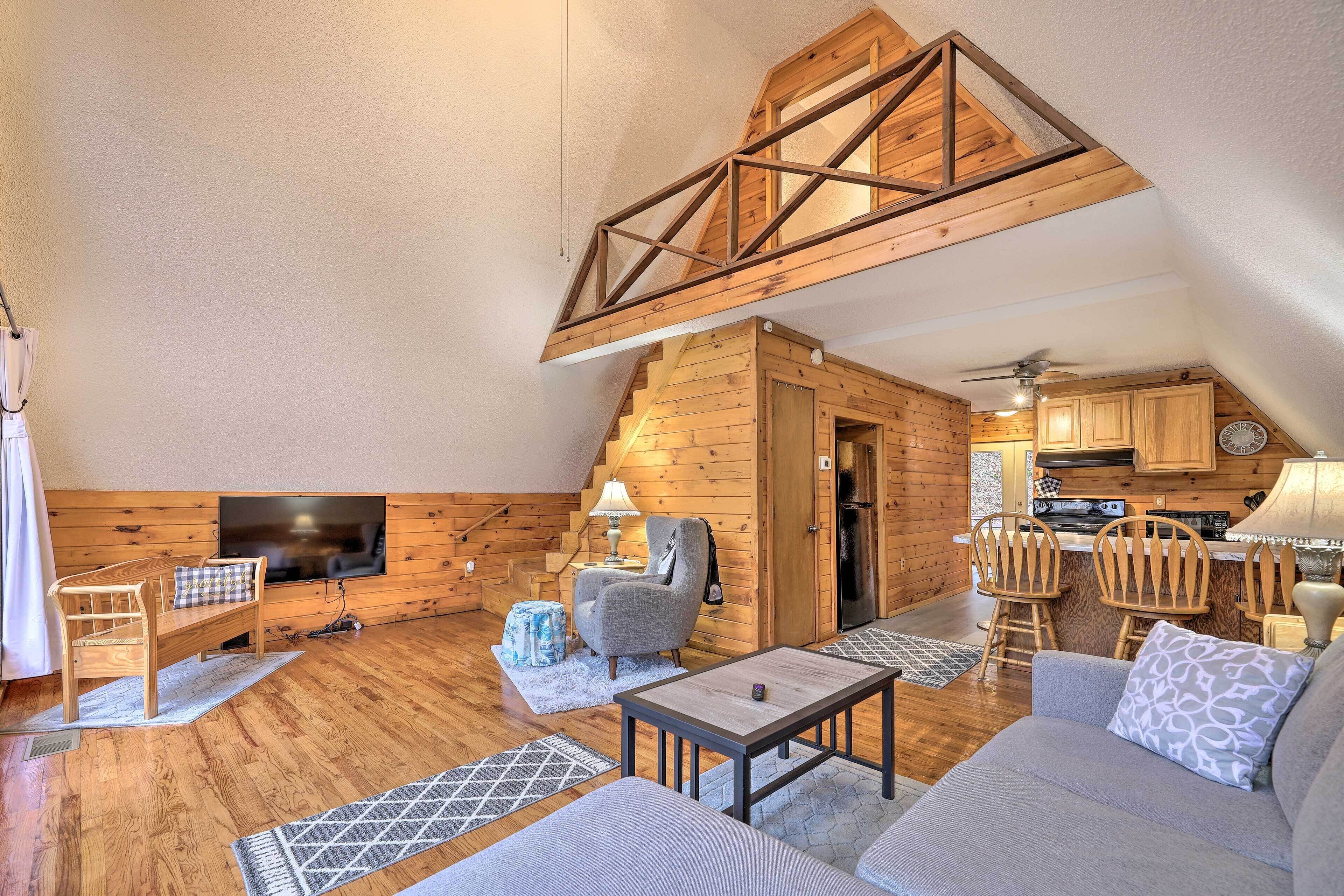 Cozy Yatesville Lake Cabin Rental in Louisa!