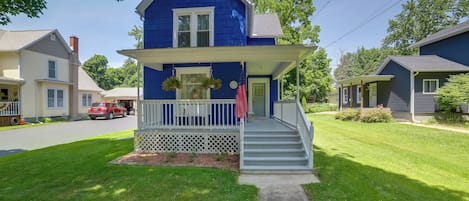 House (4 Bedrooms) | Front of property