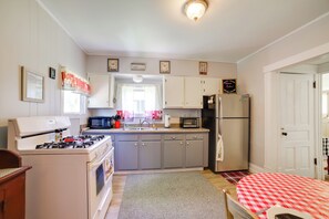 Talo (4 Bedrooms) | Sisätilat