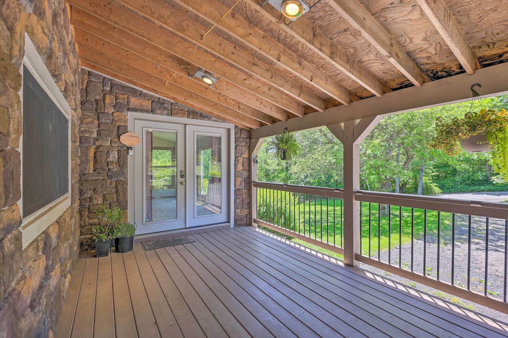 Relax & Renew in Serene Mountain Cottage - Towamensing Trails, PA