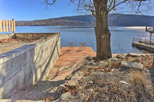 Greenwood Lake Cottage w/ Grill & Lake Access