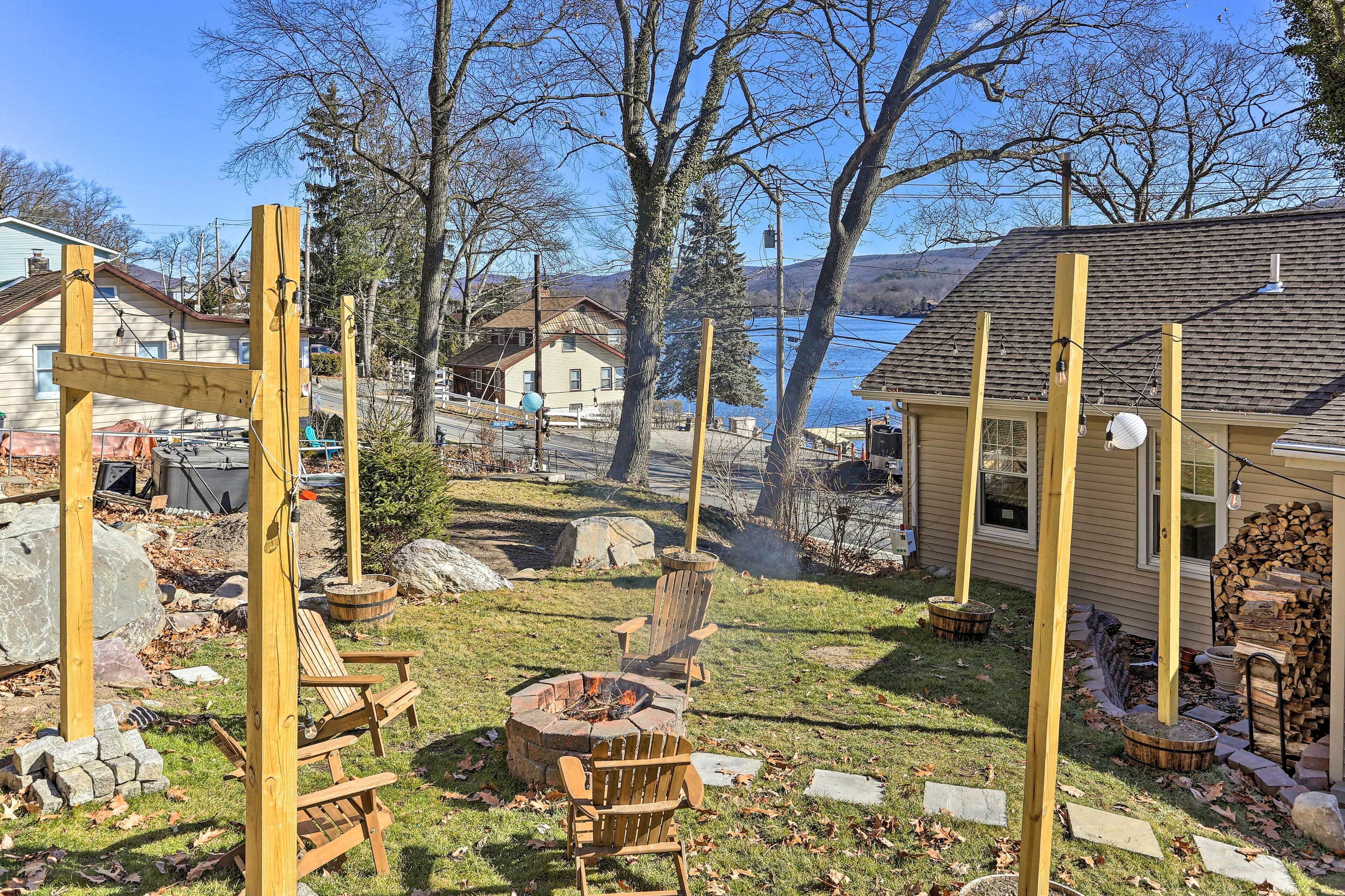 Greenwood Lake Cottage w/ Grill & Lake Access