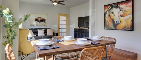 Cottage (2 Bedrooms) | Front of property