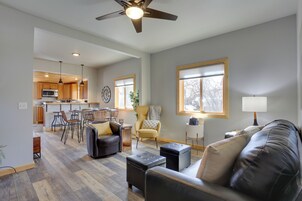 Cottage (2 Bedrooms) | Interior