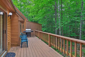 Apartment (5 Bedrooms) | Interior - Cozy New Hampshire Retreat Near Attitash Mountain! (Bartlett)