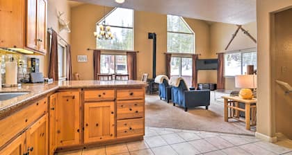 Great for Groups: Soda Springs Cabin w/ Deck!