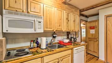 Apartment (1 Bedroom) | Interior