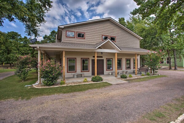 House (5 Bedrooms) | Interior