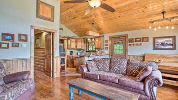 House (1 Bedroom) | Interior