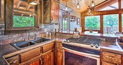 Beautiful Country Cabin on Crooked Creek Farm!