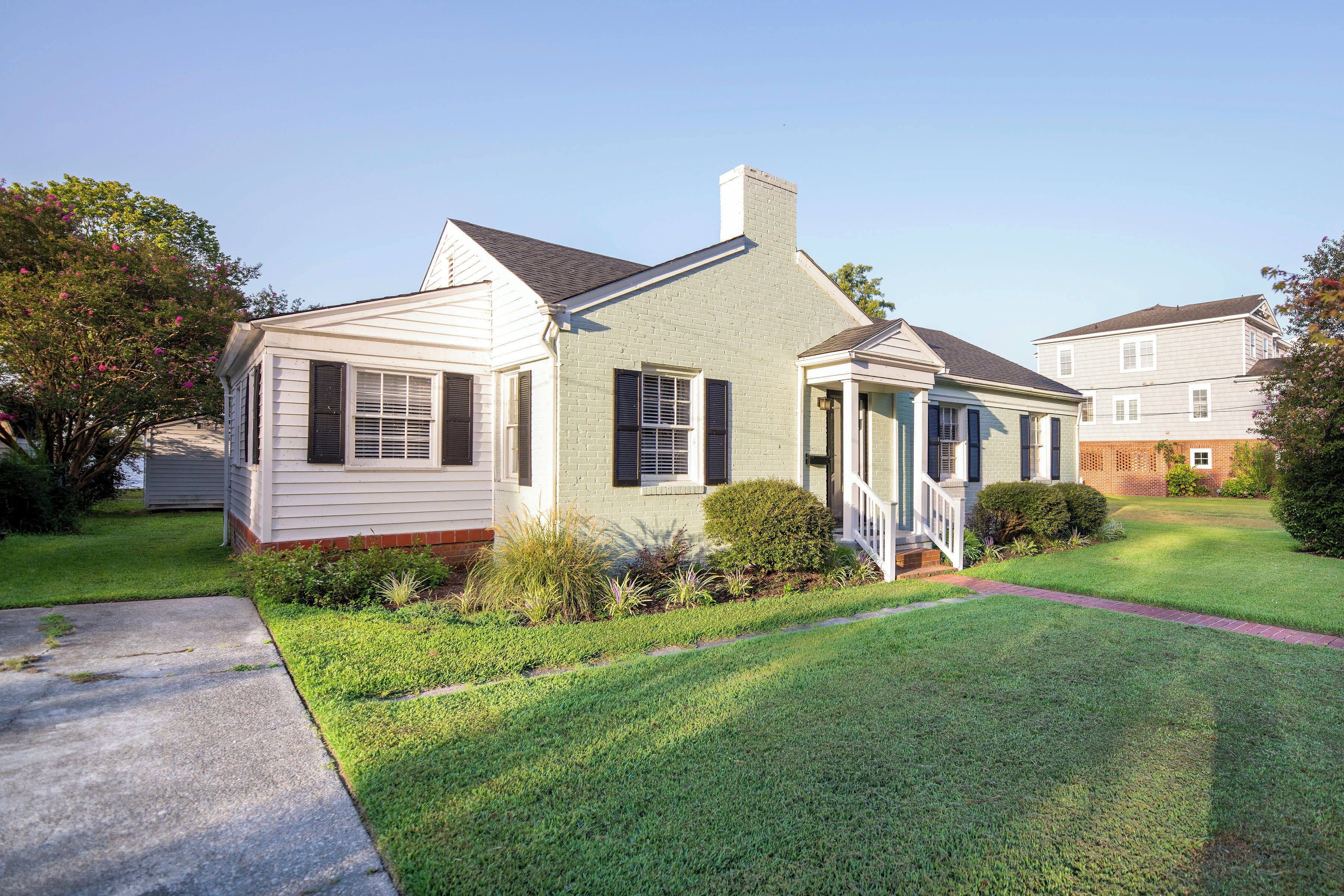 Waterfront Edenton Bay Cottage - Walk to Dtwn