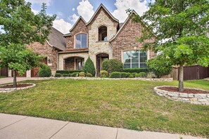 House (4 Bedrooms) | Interior - 4 Mi to Grapevine Lake: Texas Home w/ Media Room (Flower Mound)