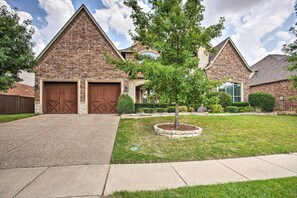 House (4 Bedrooms) | Interior - 4 Mi to Grapevine Lake: Texas Home w/ Media Room (Flower Mound)