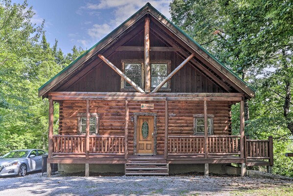 House (1 Bedroom) | Front of property - 'sky Harbor' Sevierville Cabin w/ Hot Tub & Deck! (Sevierville)