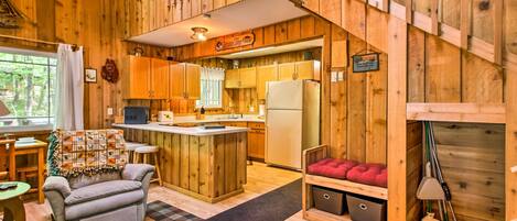 House (3 Bedrooms) | Interior