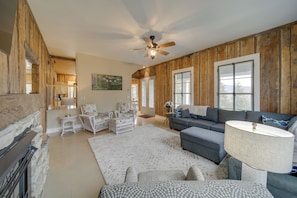 Talo (4 Bedrooms) | Sisätilat