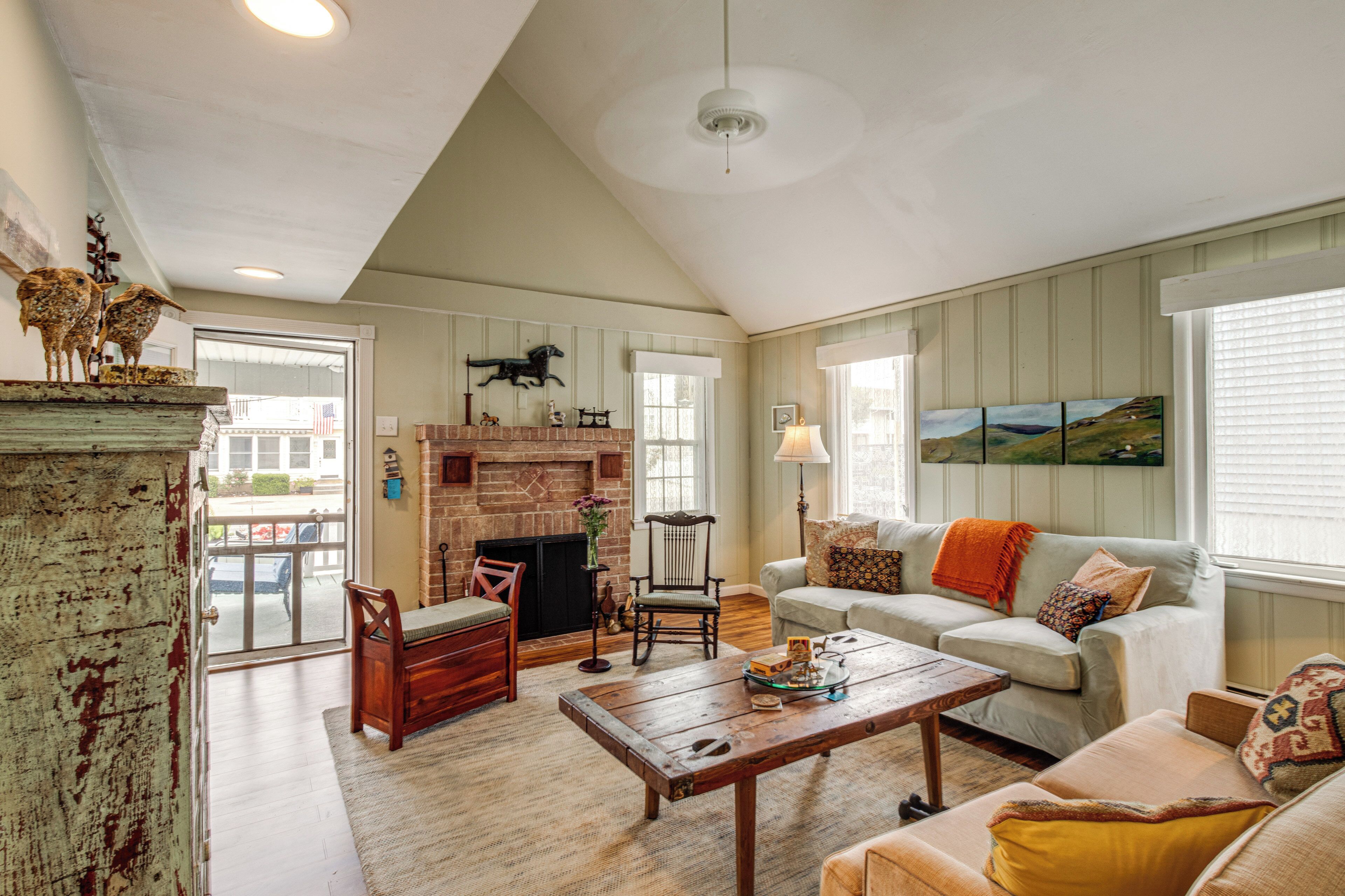 House (1 Bedroom) | Front of property