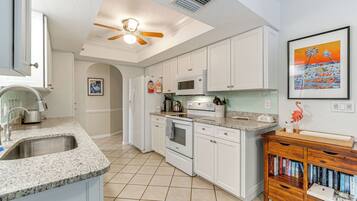 Rumah (2 Bedrooms) | Interior