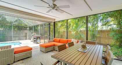 Pet-friendly Home w/ Pool, Close to Venice Beaches