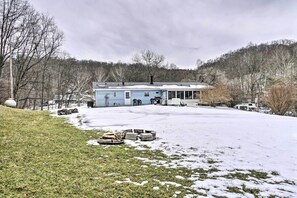 House (3 Bedrooms) | Interior - Rustic Family Home + Acreage ~ 20 Mi Hocking Hills (Sugar Grove)