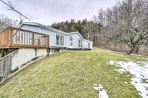 Interior - Rustic Family Home + Acreage ~ 20 Mi Hocking Hills (Sugar Grove)