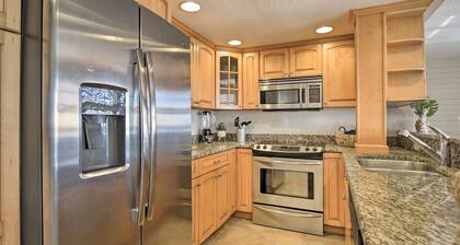 Coastal Clearwater Condo: Half Mile to Beach!