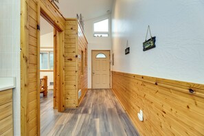 Cottage (1 Bedroom) | Interior - Sanderling Sea Cottages, Unit 11 (Waldport)