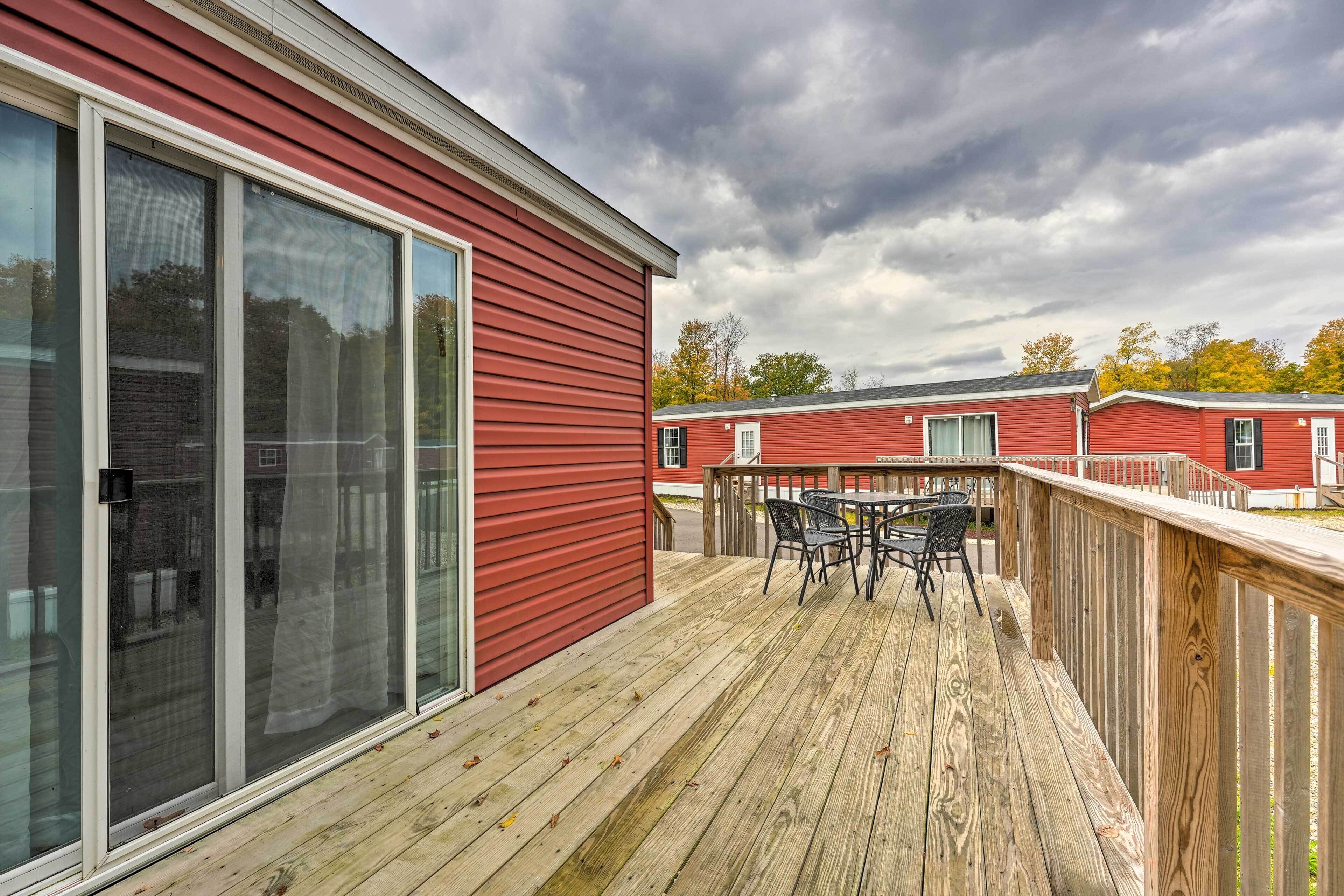 Cassopolis Cabin Close to Parks & Fishing!