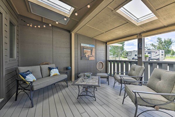 House (2 Bedrooms) | Interior