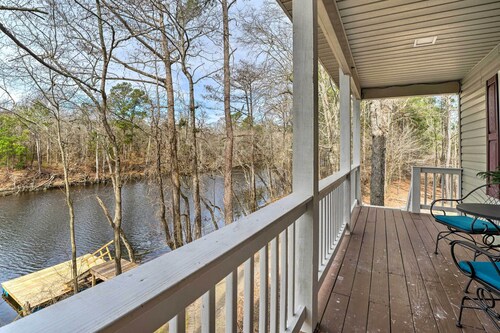 Burgaw Getaway w/ On-site River Access!