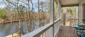 Burgaw Getaway w/ On-site River Access!