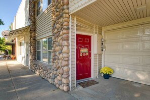 Interior - Main Street Townhome - 12 Miles to Bear Lake! (Paris)