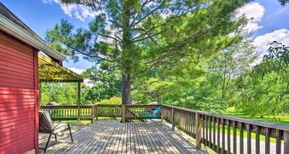Charming Farm Cottage w/ Fire Pit + Grill!
