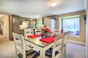 Cottage (3 Bedrooms) | Interior - Charming Farm Cottage w/ Fire Pit + Grill! (Hallsville)