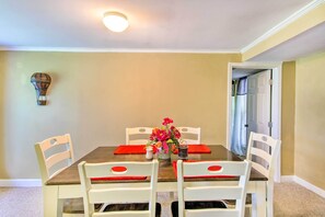 Cottage (3 Bedrooms) | Interior - Charming Farm Cottage w/ Fire Pit + Grill! (Hallsville)