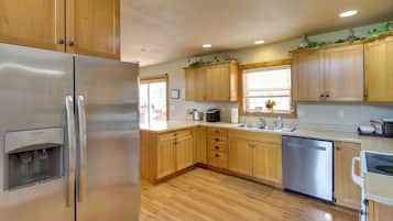 House (Multiple Bedrooms) | Interior