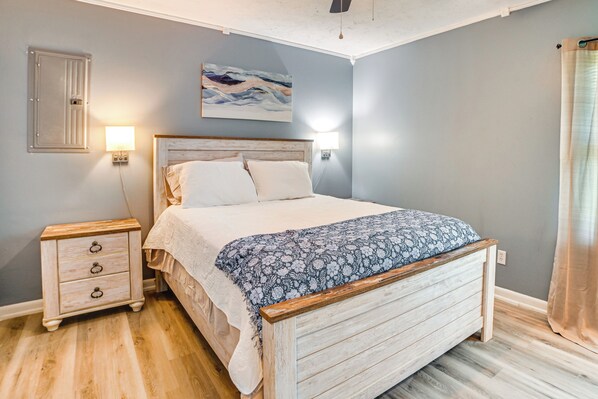 House (3 Bedrooms) | Interior