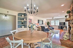 Interior - Hayesville Lake Getaway w/ Balcony & Mtn Views! (Hayesville)