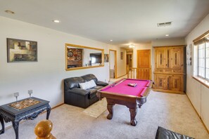House (4 Bedrooms) | Interior - Spacious Lancaster Family Ranch - BBQ & Patio (Lancaster)