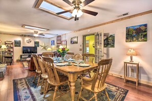 House (5 Bedrooms) | Interior - 'campbell Retreat' in Maggie Valley w/ Deck! (Maggie Valley)