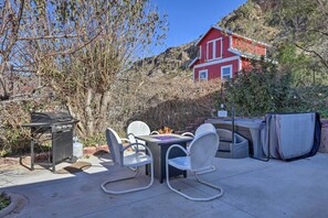 Apartment (2 Bedrooms) | Interior - On-site Trails! Hot Tub Hideaway in Zion Area (Hurricane)