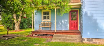 Charming Stanley Home w/ Yard, 7 Mi to Seneca Lake