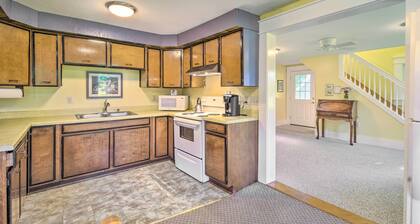 Charming Stanley Home w/ Yard, 7 Mi to Seneca Lake
