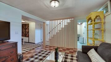 Cottage (4 Bedrooms) | Interior