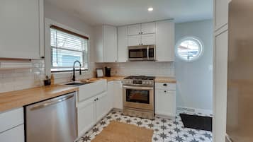 Cottage (4 Bedrooms) | Interior