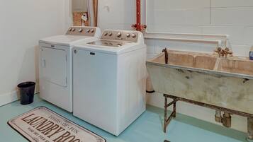 Cottage (4 Bedrooms) | Interior