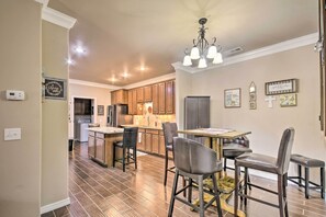 Dining - Inviting Amarillo Gem Near Palo Duro Canyon! (Amarillo)