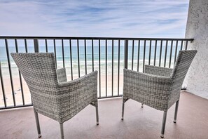 Apartment (2 Bedrooms) | Interior - Oceanfront Retreat w/ Beach & Resort Access! (Daytona Beach Shores)