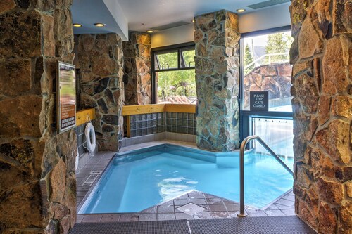Big Sky Condo w/ Mountain Views, Hike, Ski & Fish!