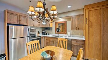 Apartment (1 Bedroom) | Interior